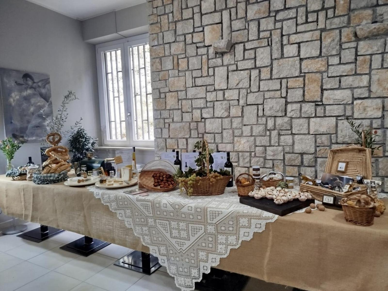 Orsa Maggiore Rifugio Campoli Appennino Eksteriør billede